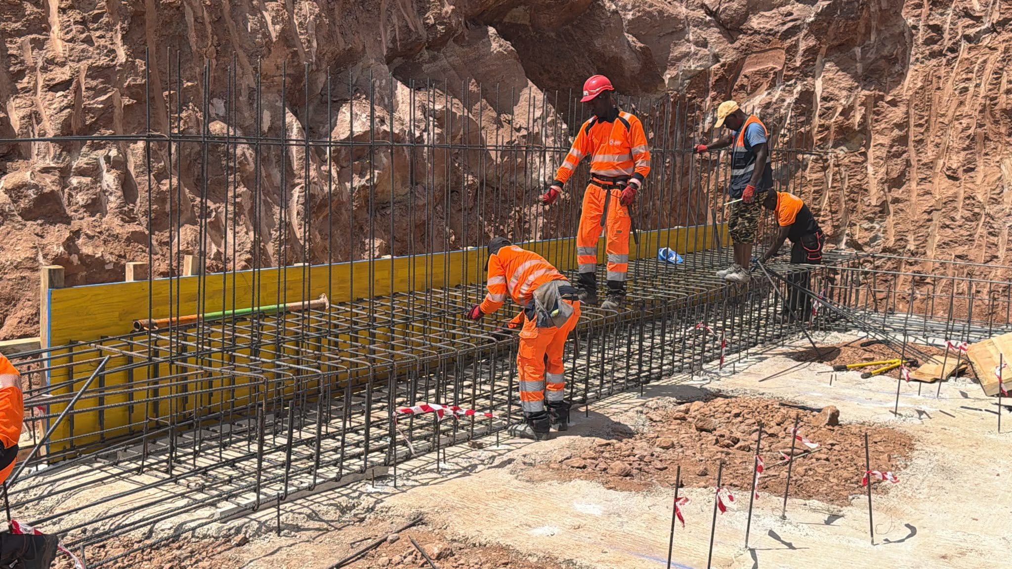 Trabalho de construção em execução