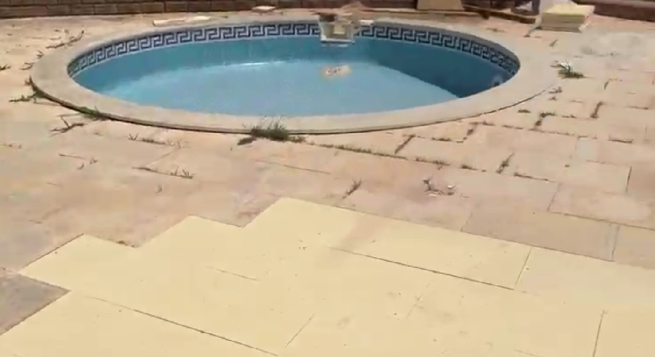 Piscina antes dos trabalhos